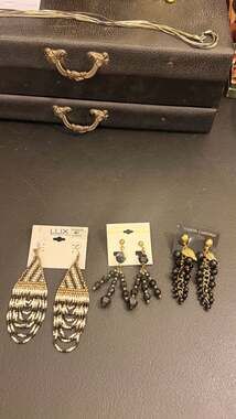 Lux Accessories Beaded Fringe Drop Earrings & Vintage Clip-On Earrings Lot